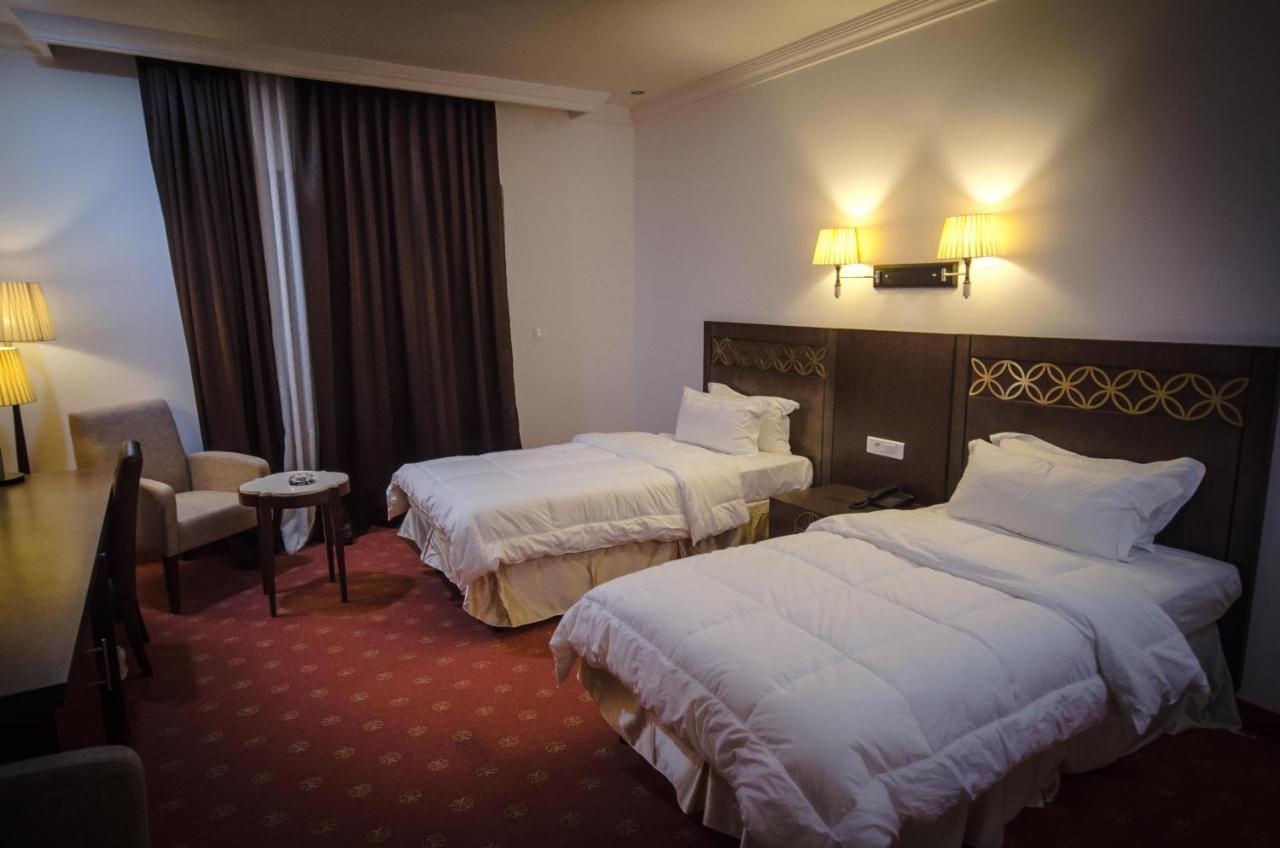 Hotel El Bey Constantine Exteriör bild