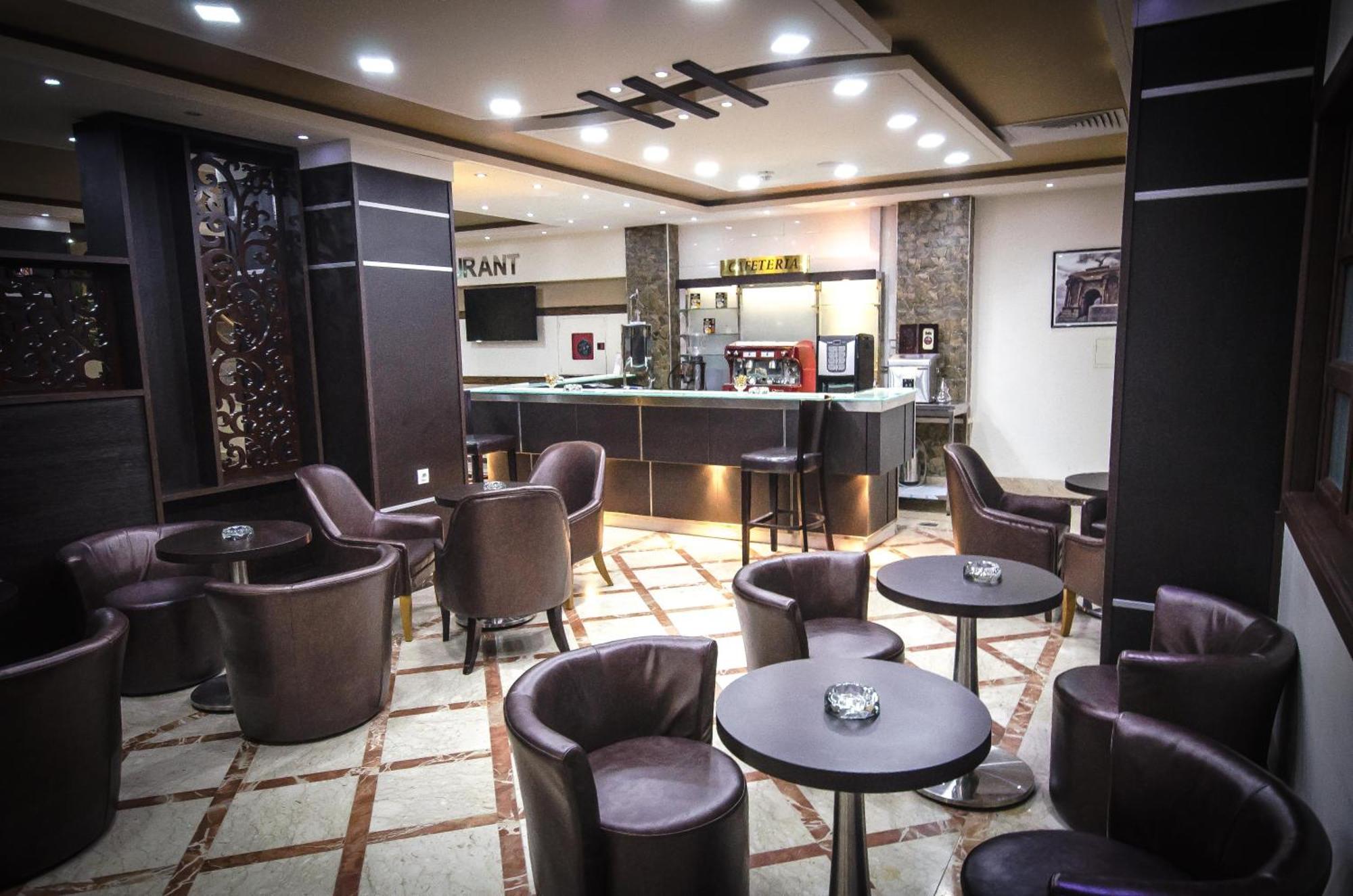 Hotel El Bey Constantine Exteriör bild